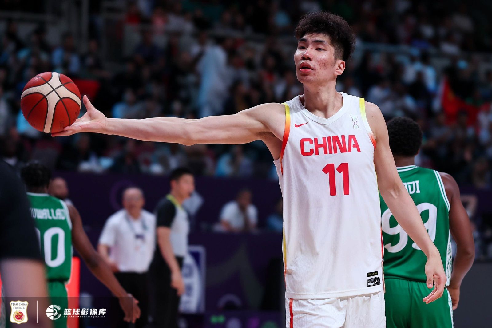 余嘉豪下赛季将继续租借西甲球队 毕尔巴鄂总经理确认非欧盟身份限制注册  第1张