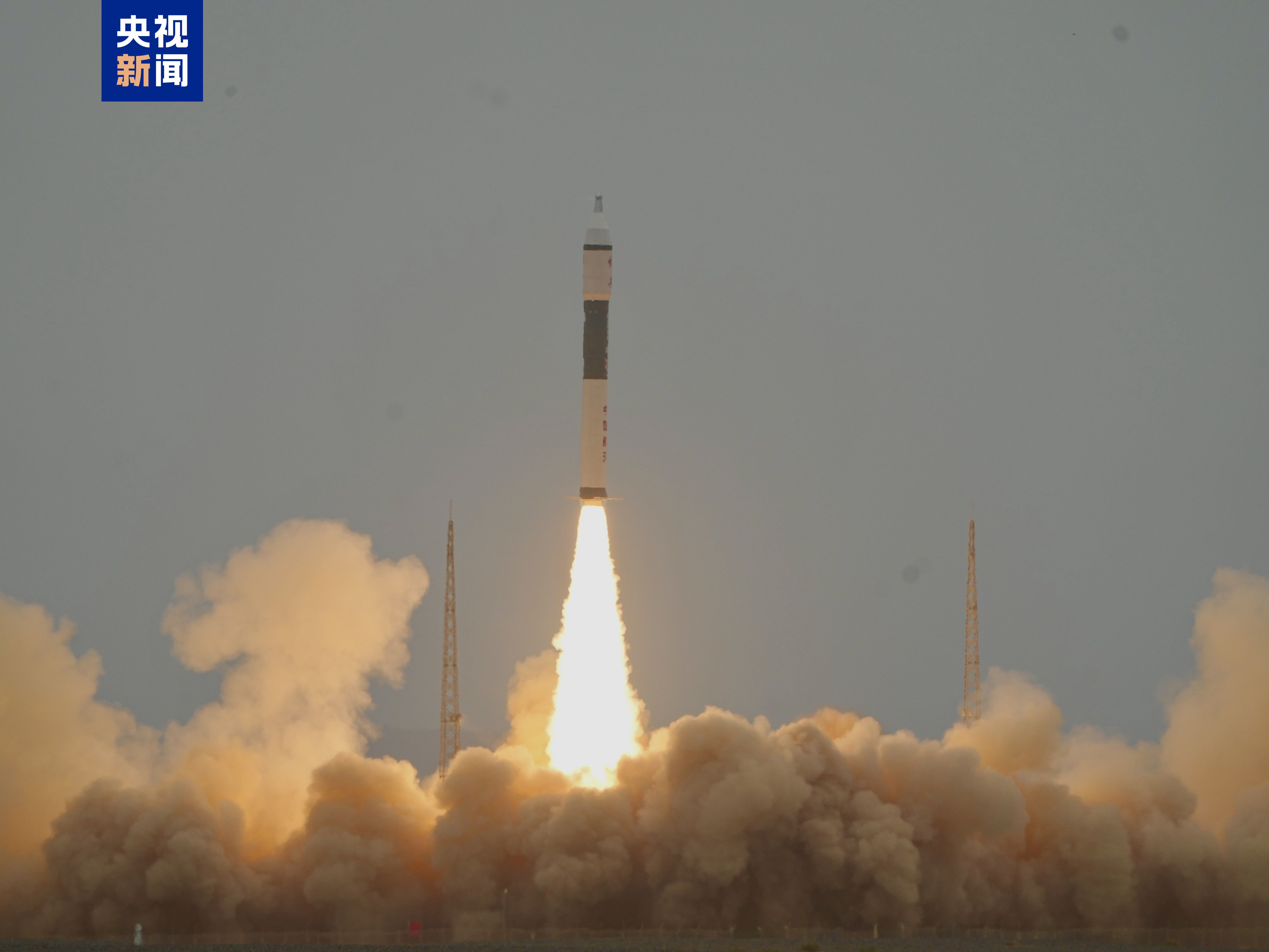 快舟十一号遥十三火箭成功发射 微厘空间05组卫星入轨