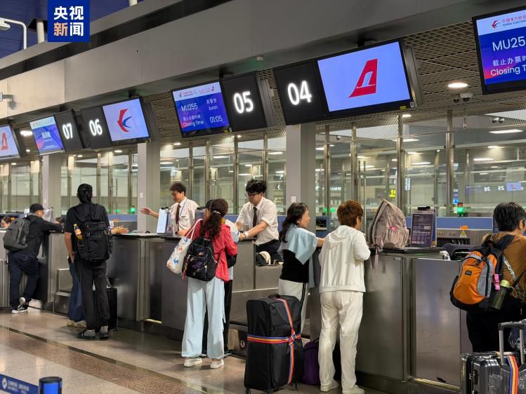 东航上海至苏黎世航线开航 首班MU255航班自浦东起飞 第2张 东航上海至苏黎世航线开航 首班MU255航班自浦东起飞 第2张