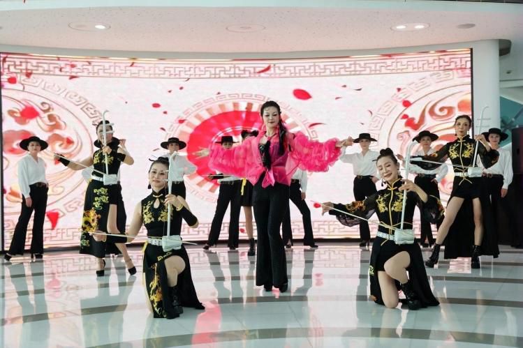 第二十二届中国国际动漫节“银龄C位秀”上演 三十余位模特国风汉服亮相 第2张 第二十二届中国国际动漫节“银龄C位秀”上演 三十余位模特国风汉服亮相 第2张