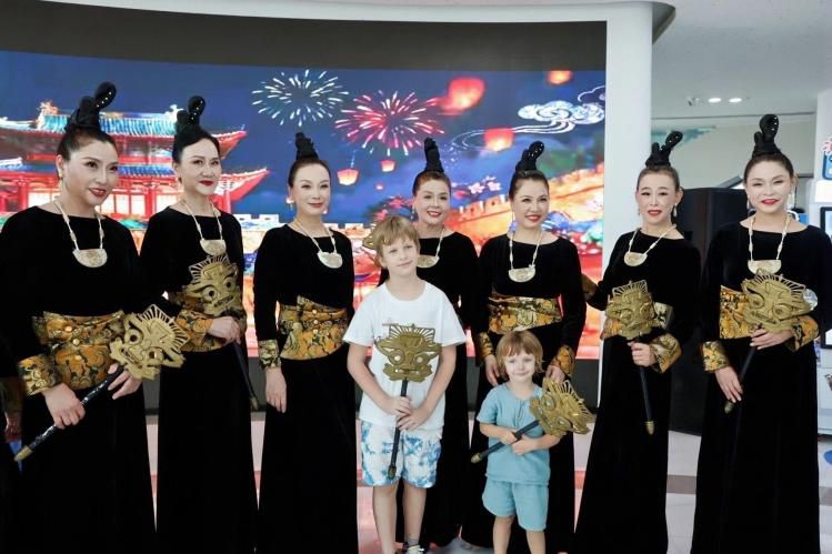 第二十二届中国国际动漫节“银龄C位秀”上演 三十余位模特国风汉服亮相 第3张 第二十二届中国国际动漫节“银龄C位秀”上演 三十余位模特国风汉服亮相 第3张