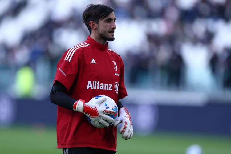 尤文门将调整遇阻：佩林续约谈判陷入停滞