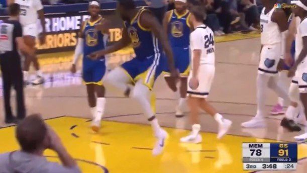NBA赛场唇语解读:文班亚马指令引争议,赛季十大名场面回顾 第21张 NBA赛场唇语解读:文班亚马指令引争议,赛季十大名场面回顾 第21张