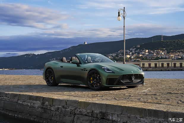 玛莎拉蒂发布新款GranTurismo、GranCabrio及Grecale官图  第8张