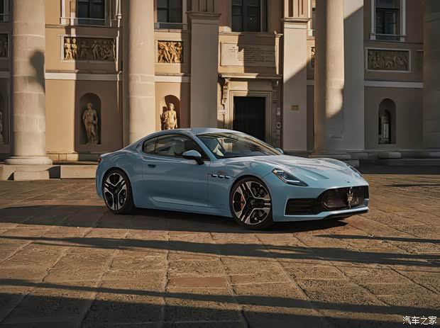 玛莎拉蒂发布新款GranTurismo、GranCabrio及Grecale官图  第5张