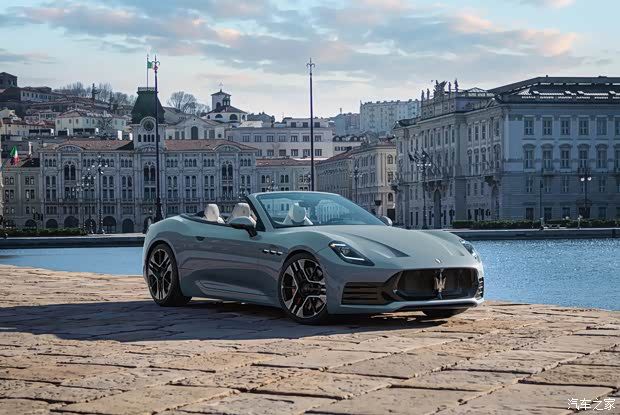 玛莎拉蒂发布新款GranTurismo、GranCabrio及Grecale官图  第10张