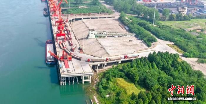 湖北前5月水运投资67.8亿元 同比增长74