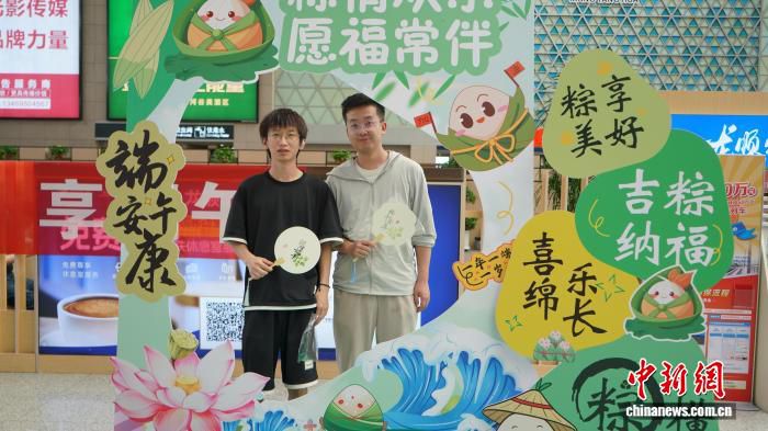 兰州铁路局银川车站及管内各站2026年端午假期预计发送旅客24.5万人次 第1张 兰州铁路局银川车站及管内各站2026年端午假期预计发送旅客24.5万人次 第1张
