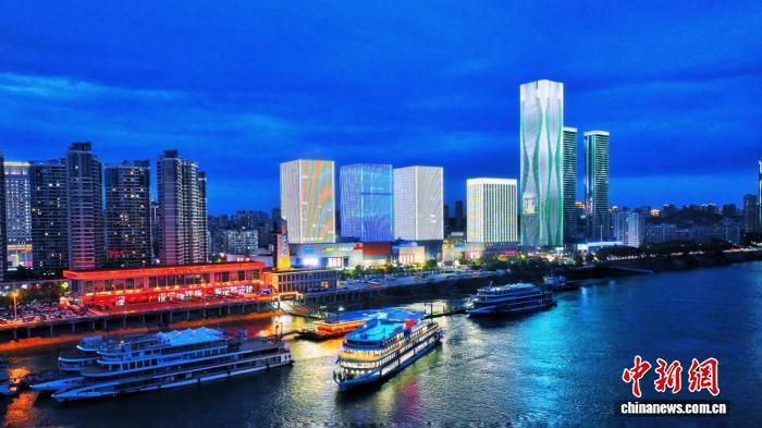 世界旅游城市联合会在宜昌颁发会员证书 今年唯一入选的中国城市