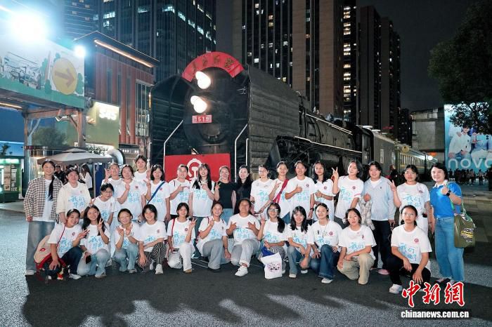 130名彝族中学生完成4天城市研学实践活动 第3张 130名彝族中学生完成4天城市研学实践活动 第3张