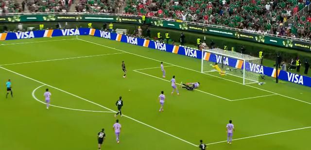 墨西哥1-0战胜韩国 两战全胜锁定A组头名 第2张 墨西哥1-0战胜韩国 两战全胜锁定A组头名 第2张