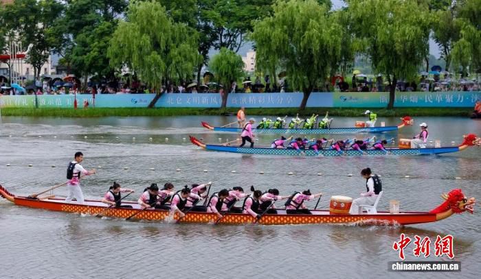 嘉兴举办“五芳斋杯”两岸同胞裹粽友谊赛 近180位选手参加 第2张 嘉兴举办“五芳斋杯”两岸同胞裹粽友谊赛 近180位选手参加 第2张