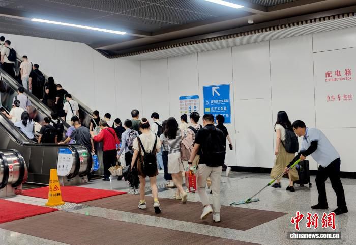 武汉梅雨期首场暴雨最大雨量223.9毫米 启动排涝Ⅱ级应急响应  第3张