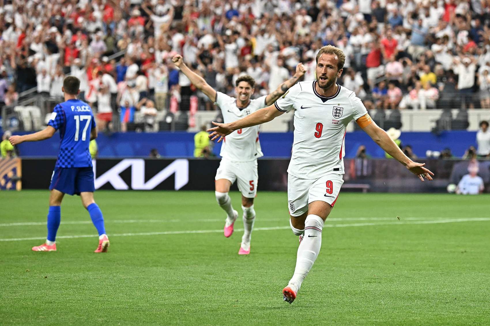 英格兰4-2克罗地亚凯恩双响，拜仁利物浦旧将哈曼评其世界杯表现