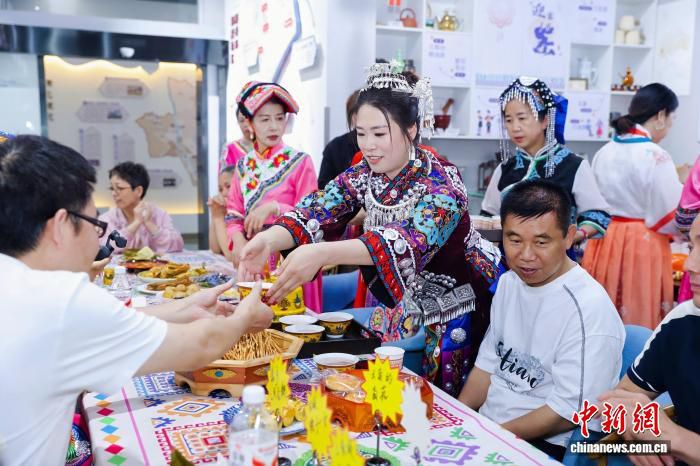 杭州贤聚堂民族家园举办端午民俗活动 多民族居民共度传统节日 第1张 杭州贤聚堂民族家园举办端午民俗活动 多民族居民共度传统节日 第1张