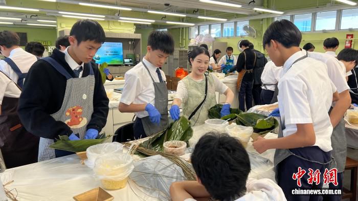 肇庆裹蒸非遗传承人申容珍:一口岭南本味里的端午技艺 第4张 肇庆裹蒸非遗传承人申容珍:一口岭南本味里的端午技艺 第4张