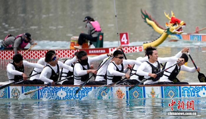 2026年西藏端午高原龙舟赛在拉萨启动 150名运动员同场竞技 第2张 2026年西藏端午高原龙舟赛在拉萨启动 150名运动员同场竞技 第2张
