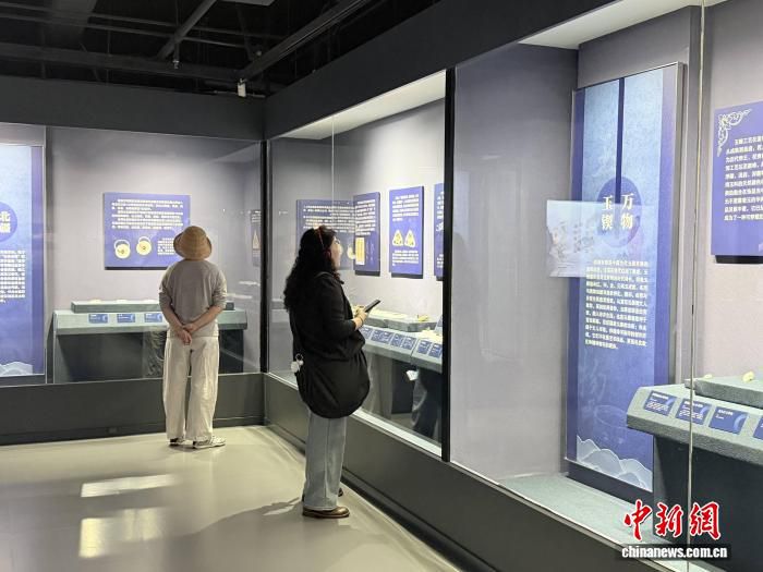 黑龙江省博物馆藏玉器精品展在哈尔滨开展 展超280件文物其中80余件首秀 第2张 黑龙江省博物馆藏玉器精品展在哈尔滨开展 展超280件文物其中80余件首秀 第2张