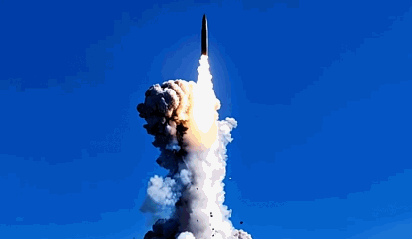 2024年9月25日火箭军向太平洋成功发射洲际弹道导弹  第2张