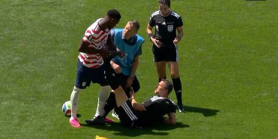 2026美加墨世界杯D组次轮美国队2-0胜澳大利亚提前晋级