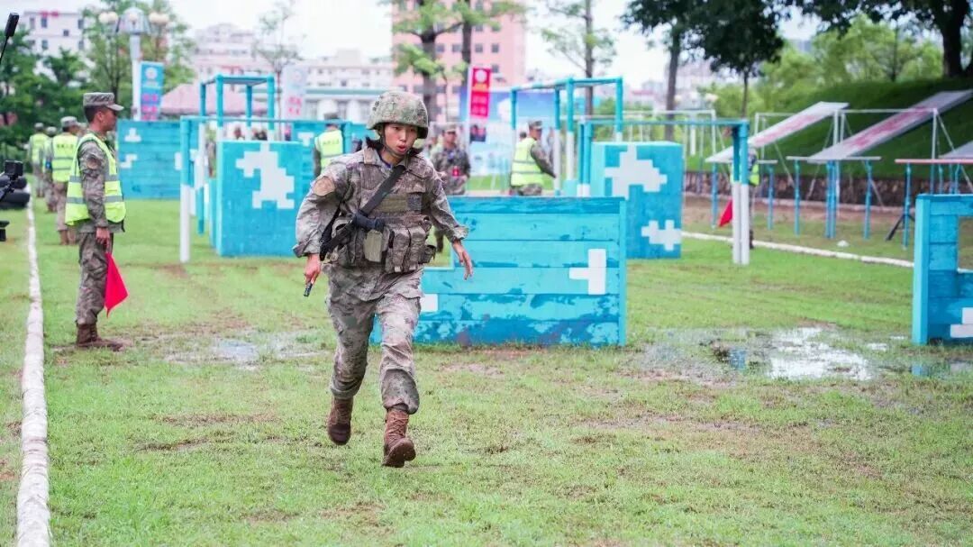 海军陆战队举办第一届“多能杯”两栖精英擂台赛  第13张