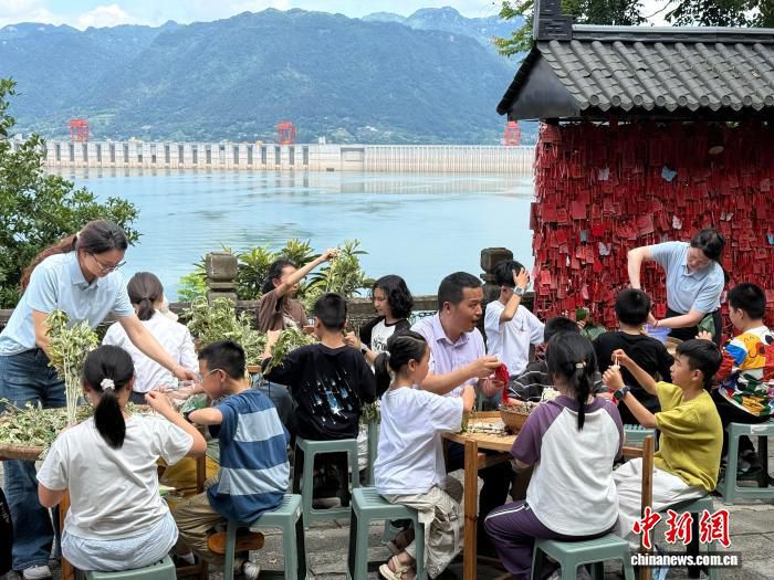 湖北秭归推出“端午十二时”全域体验 集中呈现千年端午习俗  第2张