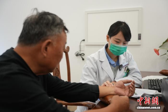 台青苏俞瑄在赣攻读中医内科学 盼两岸医界携手传承  第1张