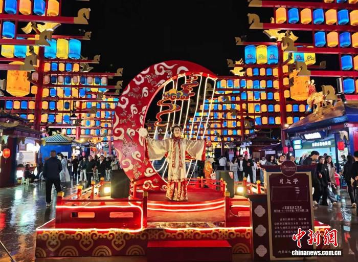 乌兰察布之夜·天骄盛会6月19日开街 数千游客体验夜游街区  第3张