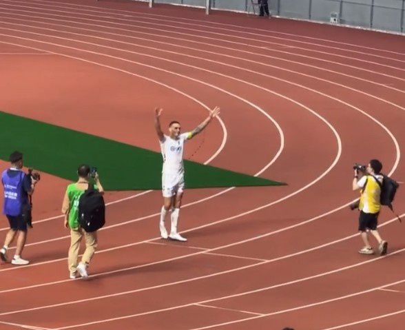 深圳新鹏城3-1胜深圳青年人晋级足协杯16强，杜加利奇赛后赴客队看台谢场