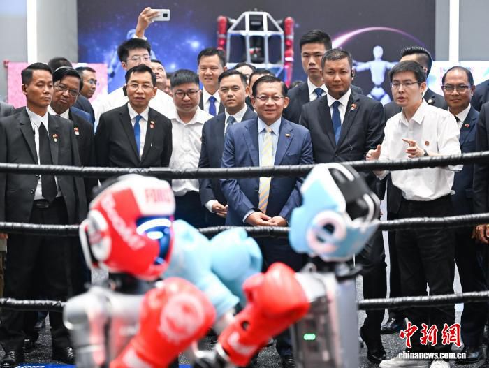 敏昂莱19日访杭参观宇树科技  第2张