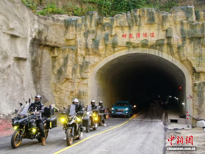山西长治神龙湾至井底改建公路6月20日正式通车