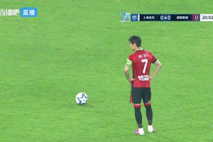 成都蓉城4-0上海泽天晋级足协杯16强 韦世豪梅开二度
