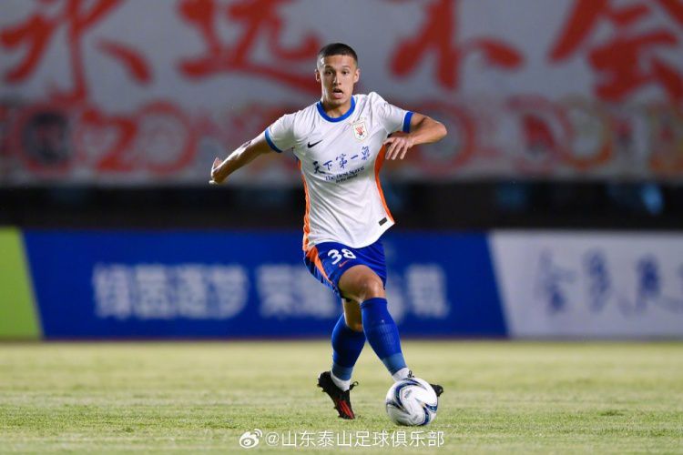 山东泰山5-0客胜广西恒宸，泽卡帽子戏法助球队挺进足协杯下一轮  第7张