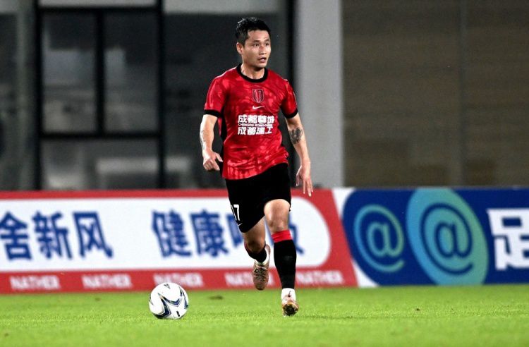 成都蓉城足协杯第四轮客场4比0击败上海泽天，阿洛伊西赞无外援调整见效  第11张