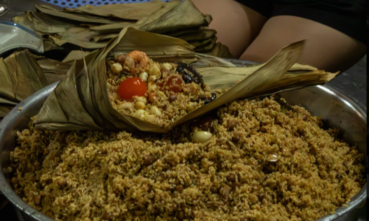 端午节全球多地举行龙舟赛 美联社：传统与现代紧密相连  第6张