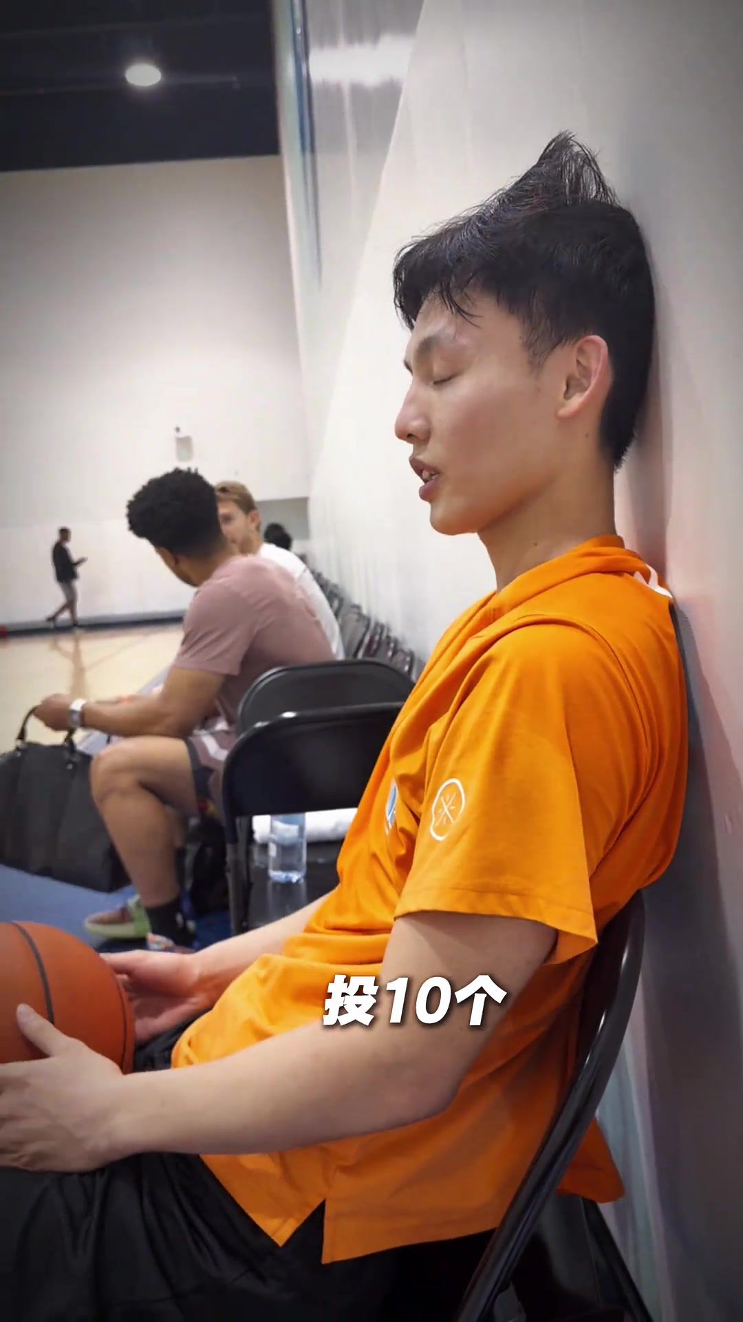 徐杰美国特训进行中！高强度训练后100个定点投篮训练 最高16连中  第1张