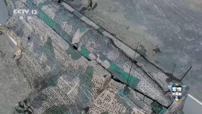 火箭军某训练场数枚新型导弹起竖 具备全天候无依托强突防特点  第3张
