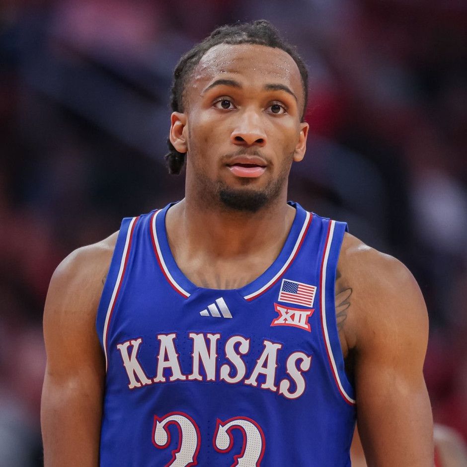 NBA模拟选秀：堪萨斯新人达林-彼得森被评本届天花板最高得分手  第3张