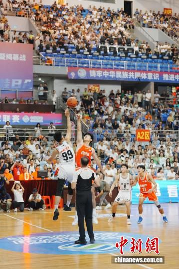 2026年“桂BA”广西城市篮球联赛开幕 百色市队客场取胜