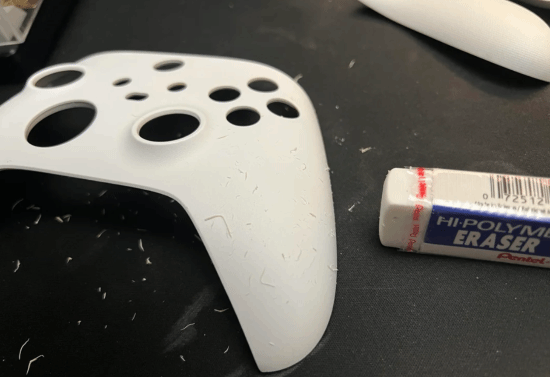 海外玩家实测：Hi-Polymer橡皮擦可清理Xbox手柄表面发黄  第5张