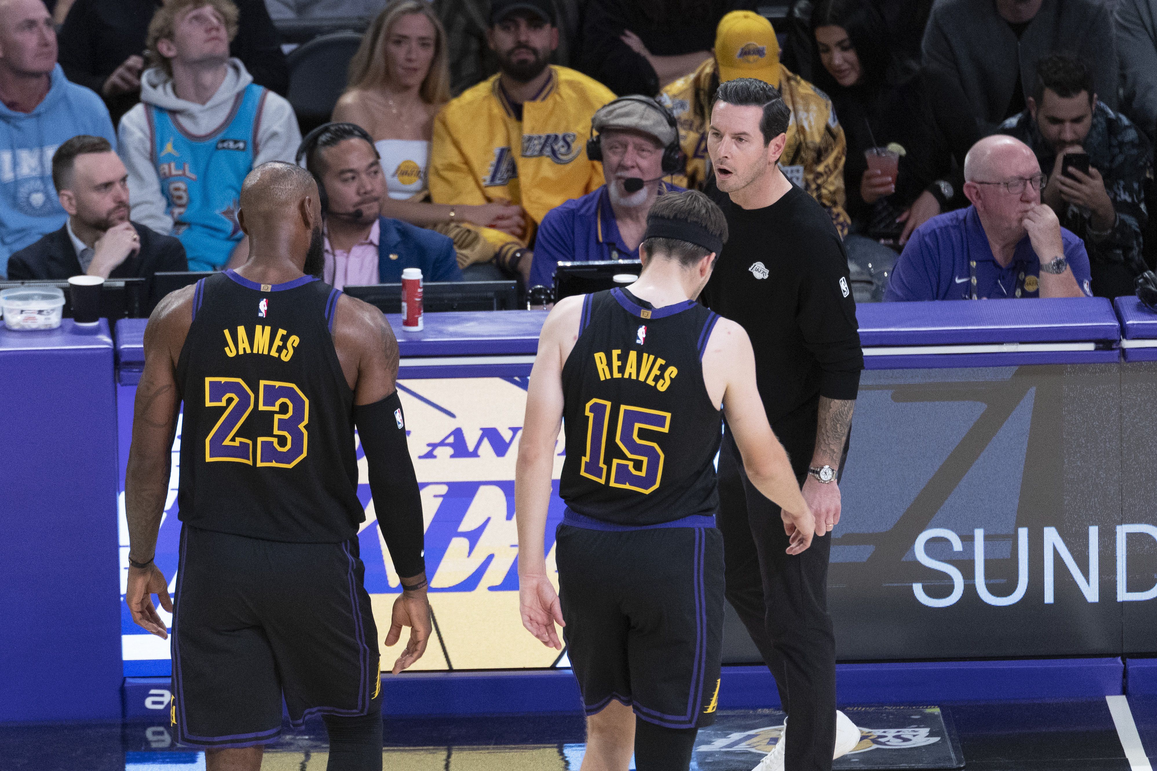 前NBA球员考辛斯与帕森斯谈湖人前景：下赛季可能变得更糟