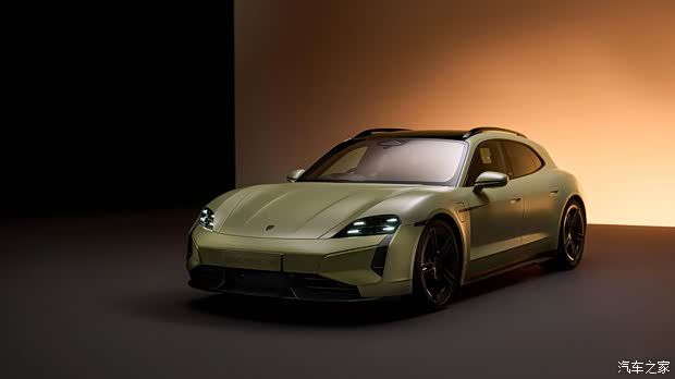 保时捷特殊定制部门推出Taycan Turbo S专属版 哑光漆面耗时数百小时