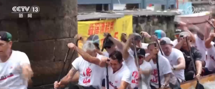 中外民众共庆端午节：从旁观到沉浸式体验中华民俗