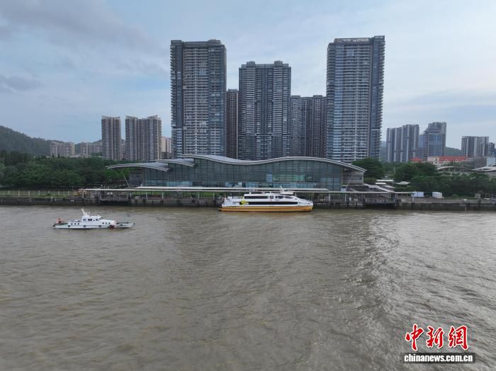 粤港澳三地水路出行迎高峰 广州南沙客运港客流量攀升