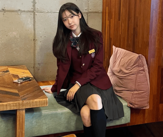 铁拳教育》上线引热议 剧中网红学生韩芮梨60万粉丝照片制作成疑  第2张