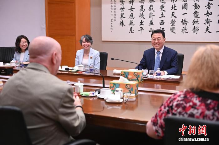 两代中美友好使者共话访华经历：中国改变了我