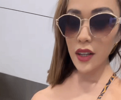 美女球迷玛丽索尔·奥尔梅多Instagram动态录制中遭遇尴尬意外