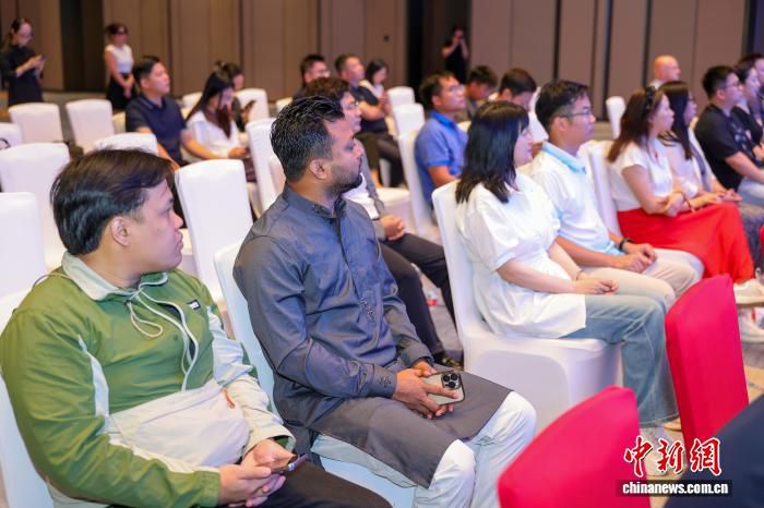 “何以中国·行走陵水”活动启动 12国媒体人将赴海南陵水探访  第3张