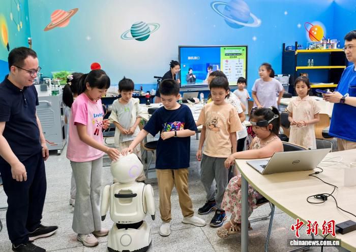 中国科技馆端午节期间开展心理健康主题科普活动