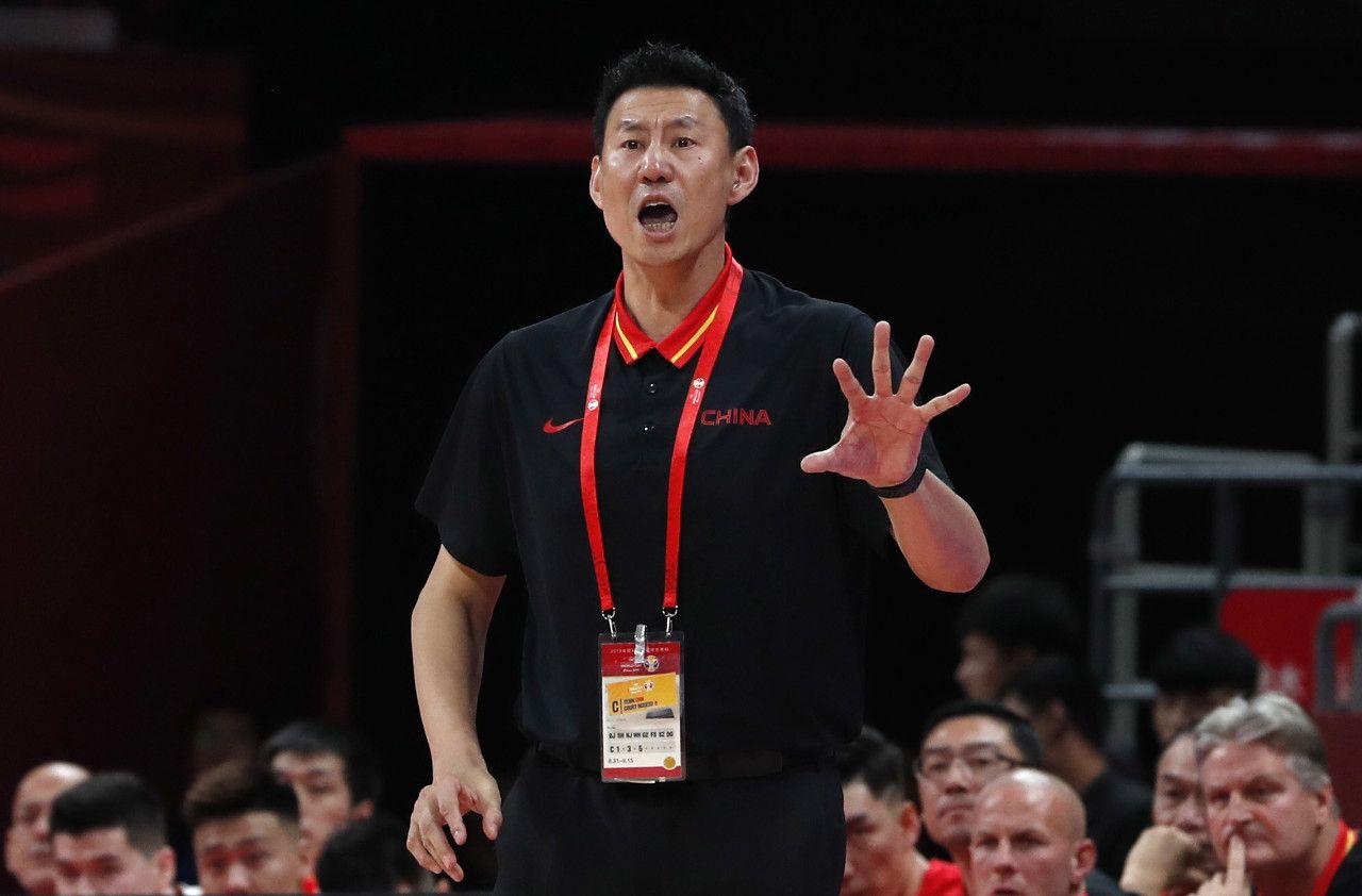 李楠出任球队主教练 率队备战新赛季